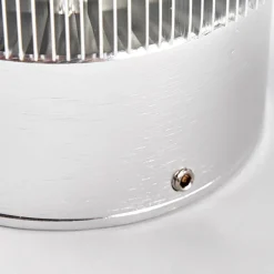 Aluminiumsgrå utevegglampe Lennias med LED-lys