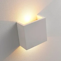 Anneke - firkantet LED-vegglampe i gips