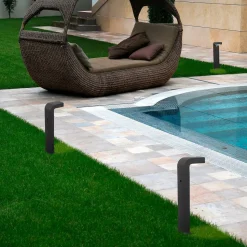 Antrasittfarget gatelampe KLAMP