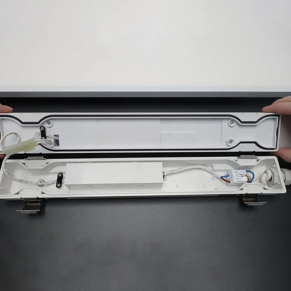 Aquafix IP65 LED-armaturlampe, 90 cm lang