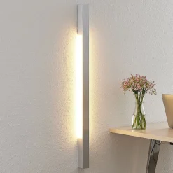 Arcchio Ivano LED-vegglampe, 91 cm, alu