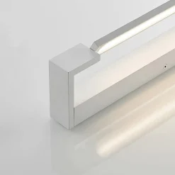 Arcchio LED-vegglampe Jora, 90 cm, hvit, svingbar, IP44