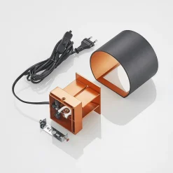 Arcchio vegglampe Zuzana, rund, svart, støpsel, 13 cm