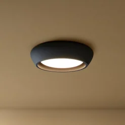 Beacon taklampe Fjord, svart, gips, Ø 28 cm, GX53