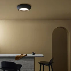 Beacon taklampe Fjord, svart, gips, Ø 28 cm, GX53