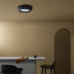 Beacon taklampe Fjord, svart, gips, Ø 28 cm, GX53