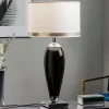 Bordlampe Lund, svart/hvit, høyde 60 cm, tekstil
