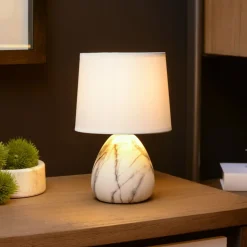 Bordlampe Marmo med keramikkfot, hvit