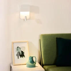 Boxer LED-vegglampe med spot, hvit