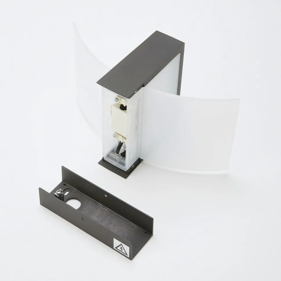 Buet LED utevegglampe Skadi