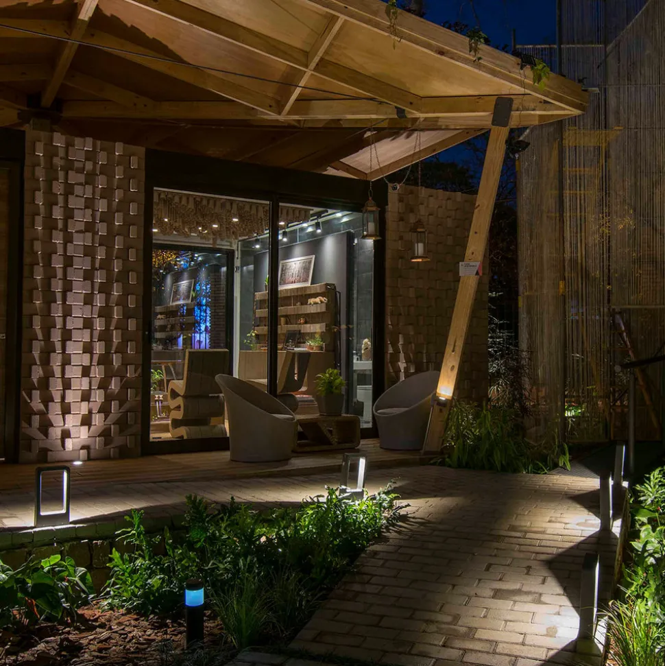 Das - puristisk LED-sokkellampe av aluminium