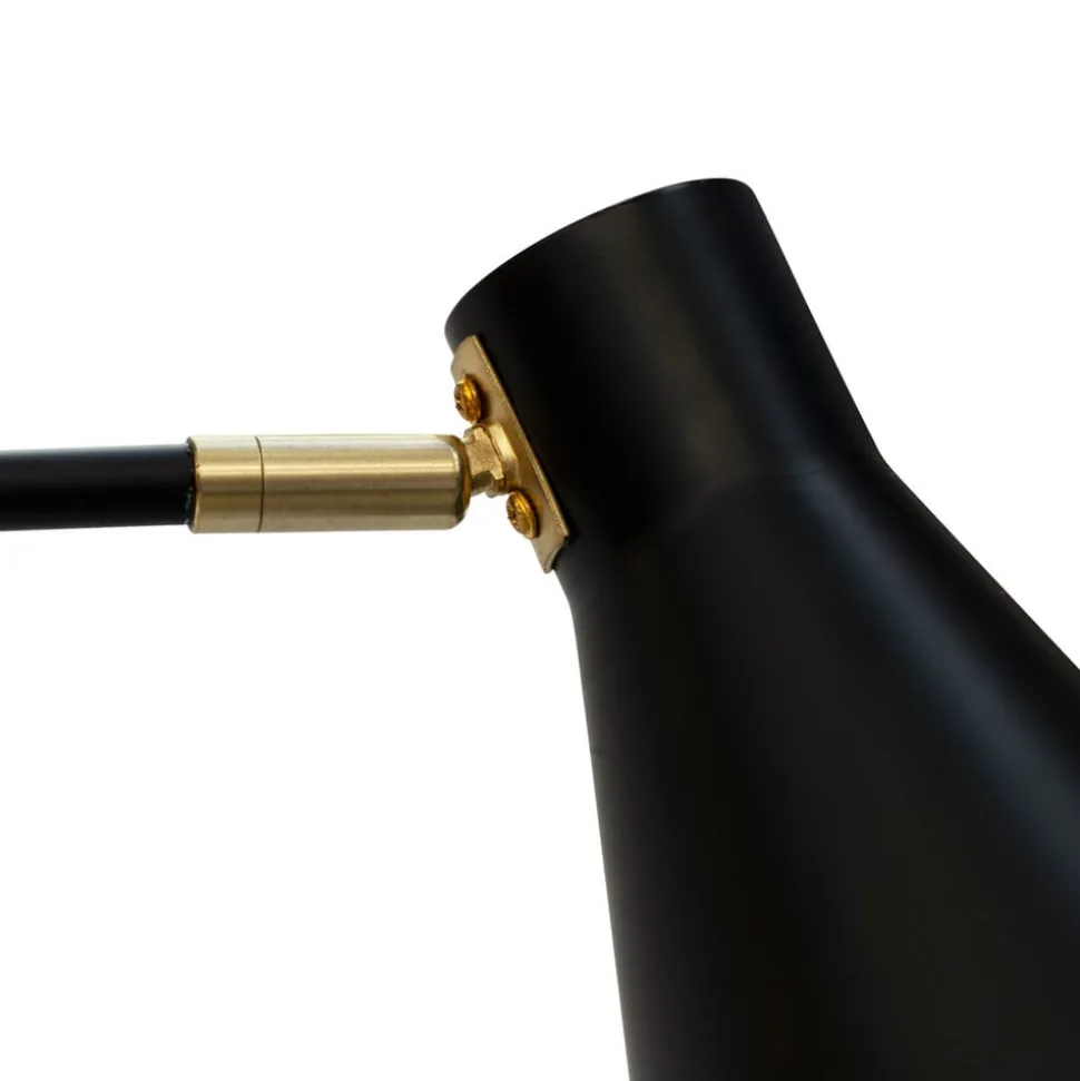 Dyberg Larsen gulvlampe Miles, svart, høyde 154,5 cm