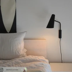 Dyberg Larsen Noa vegglampe, svart