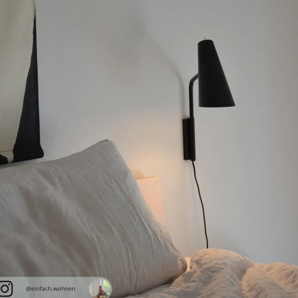 Dyberg Larsen Noa vegglampe, svart