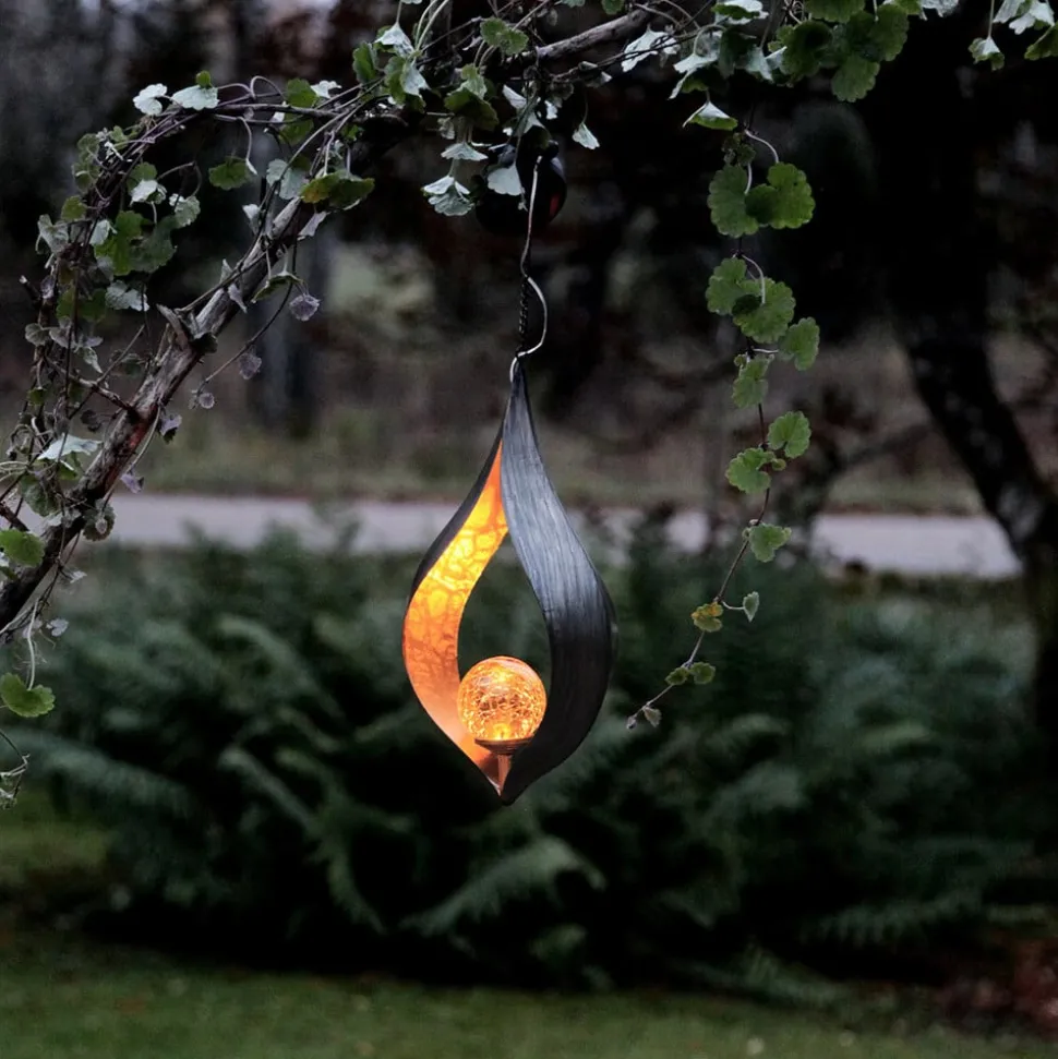 Effektiv LED-solcellelampe Melilla for oppheng