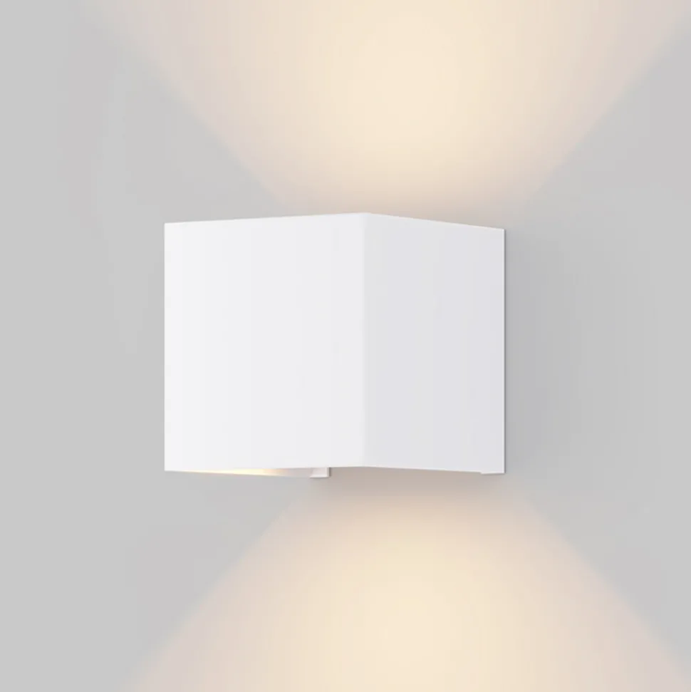 Fulton utendørs LED-vegglampe, 10x10cm, hvit