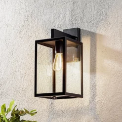 Hampton utendørs vegglampe