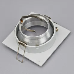 Høyvoltsinnbyggingslampe Soley, kantet