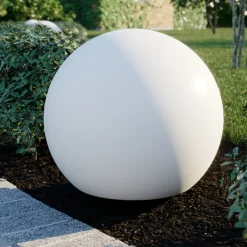 Kuleformet lampe Cumulus L til hagen, Ø 60 cm