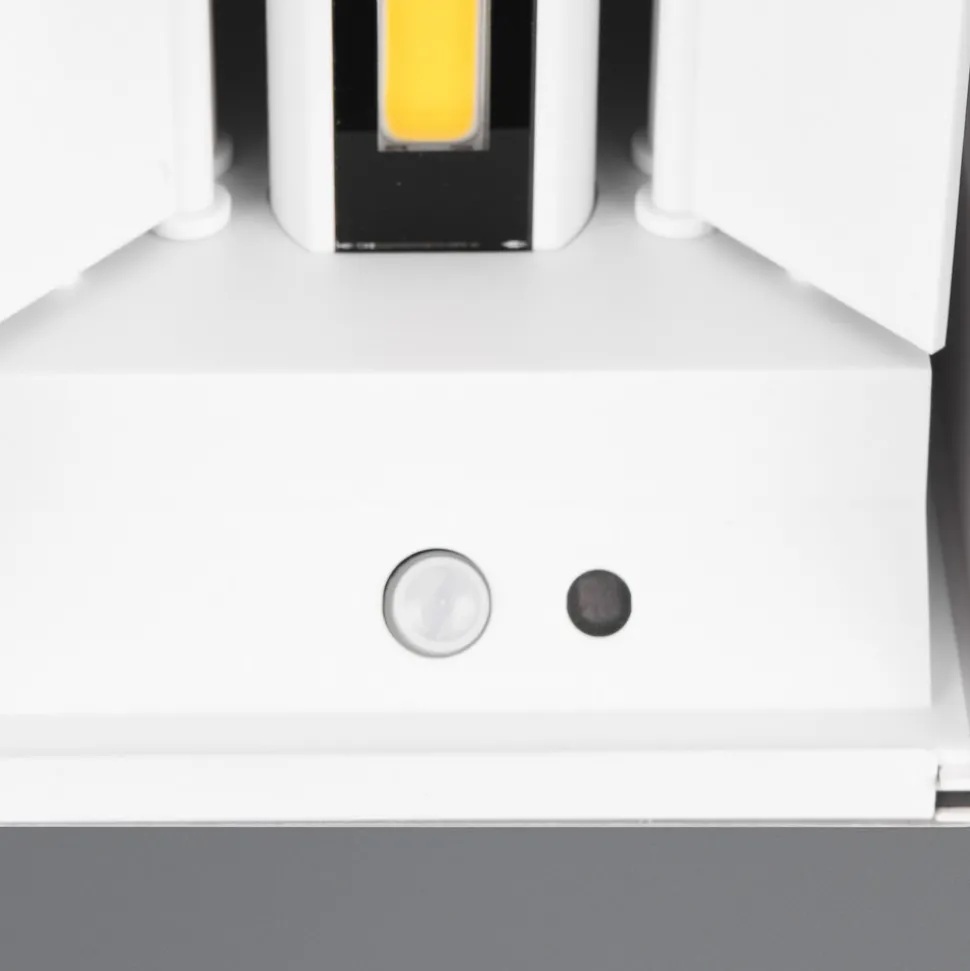 LED oppladbar utendørs vegglampe Talent, hvit, bredde 10 cm, sensor