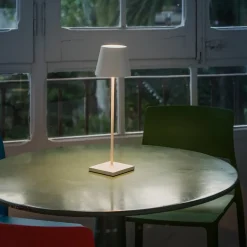 LED-bordlampe Toc med USB-lader, IP54, hvit