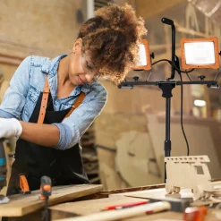 LED-byggespotlight FCL-80114 med stativ