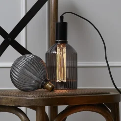 LED-pære Decoled E27 1W 2 000 K røykgrå