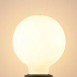 LED-pære E27 8W 2 700 K G95 globe dimbar opal 3stk