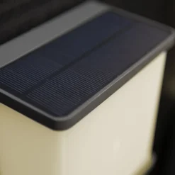 LED-solcellelampe Doblo med sensor, bredde 15 cm