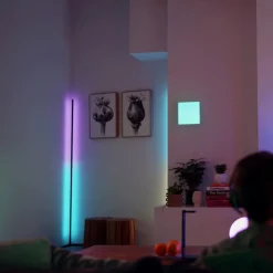 LEDVANCE SMART+ WiFi Floor Hjørne gulvlampe svart 200 cm