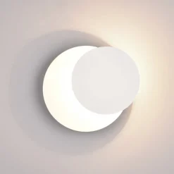 LED-vegglampe Mio, rund linse, matt hvit, indirekte