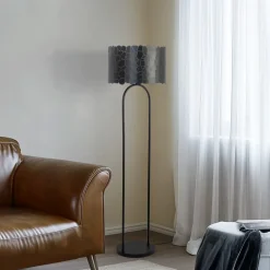 Lindby Aralena gulvlampe, svart/gull, høyde 143,5 cm