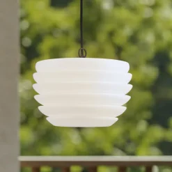 Lindby Arona utendørs hengelampe, Ø 38 cm, hvit