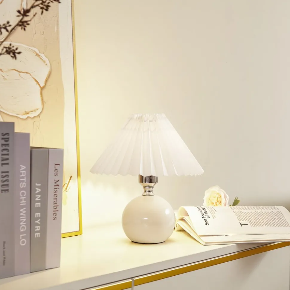 Lindby bordlampe Kerimi, keramikk, kremfarge