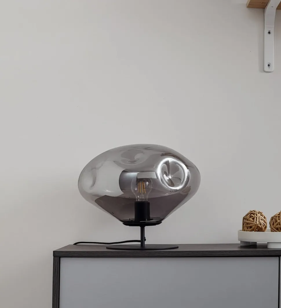 Lindby bordlampe Lelia, røykgrå, glass, metall, Ø 35 cm