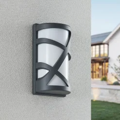 Lindby Femani utendørs vegglampe