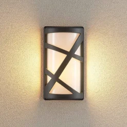 Lindby Femani utendørs vegglampe