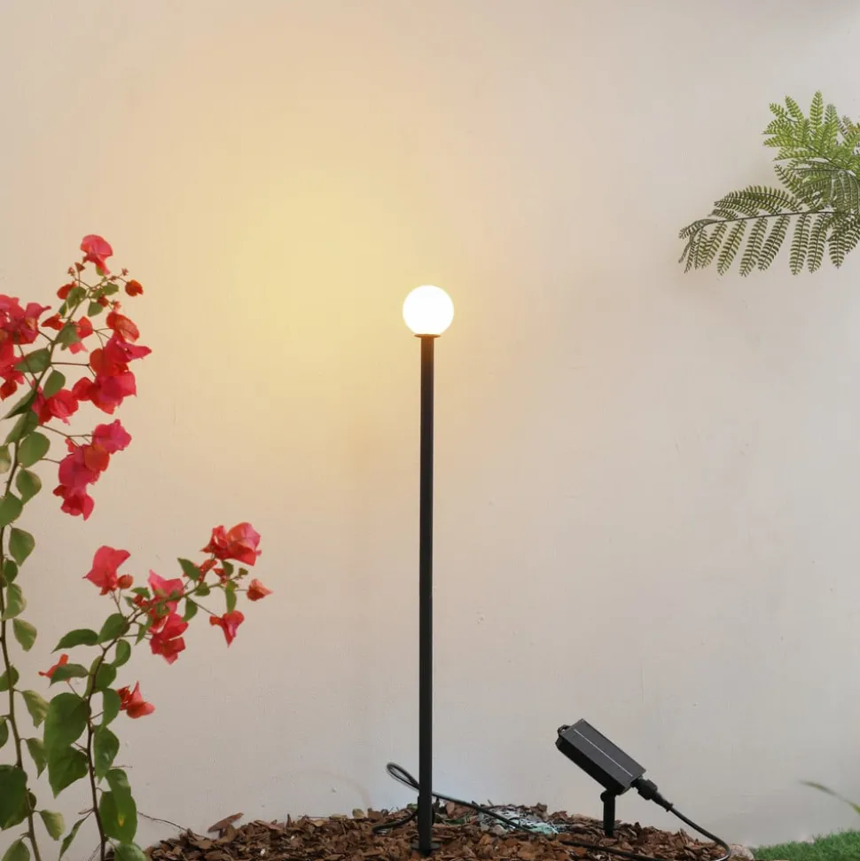 Lindby Freydis LED-solcellelampe, svart, aluminium, 2 000 K