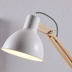 Lindby gulvlampe Shivanja, tre, justerbar, 146 cm, E27