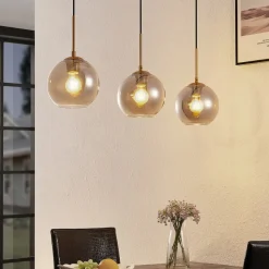 Lindby hengelampe Hiwana, røykgrå, glass, 3 lyskilder