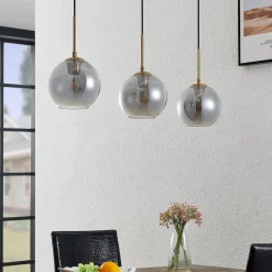 Lindby hengelampe Hiwana, røykgrå, glass, 3 lyskilder