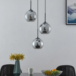 Lindby hengelampe Jurian, 32 cm, 3 lyskilder, svart/røyk, glass