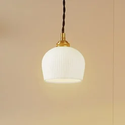 Lindby hengelampe Nolane, Ø 11 cm, keramikk, hvit/messing