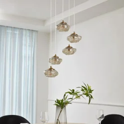 Lindby hengelampe Piatra, Ø45cm, 5 lyskilder, cognac/messing, glass