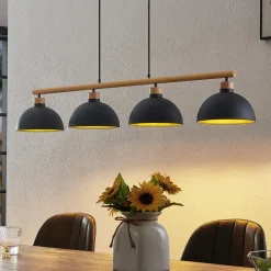 Lindby hengelampe Tirzana, 4 lyskilder, svart, metall, tre