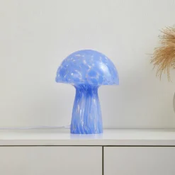 Lindby Hubi bordlampe, blå, glass, Ø 22 cm, soppform