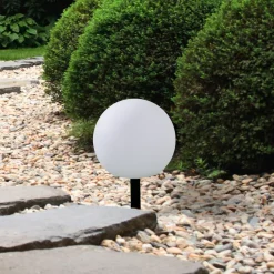 Lindby LED-solcellelamper Lago, RGBW, sett med 3 stk. kuler, jordspyd