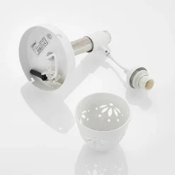 Lindby Pimana vegglampe med keramikkskjerm