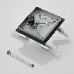 Lindby taklampe til bad Zela, 32 cm, krom, 4 lyskilder, IP44