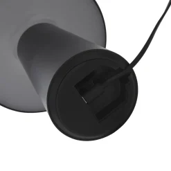 Lindby Zyre LED oppladbar bordlampe, svart, IP44, berøringsdimmer